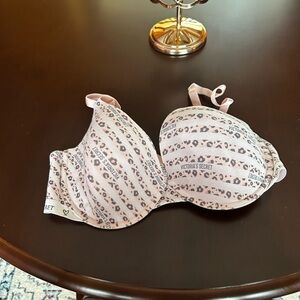 Victoria's Secret Light Pink Animal Print Bra